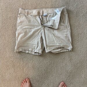 Columbia 8” shorts